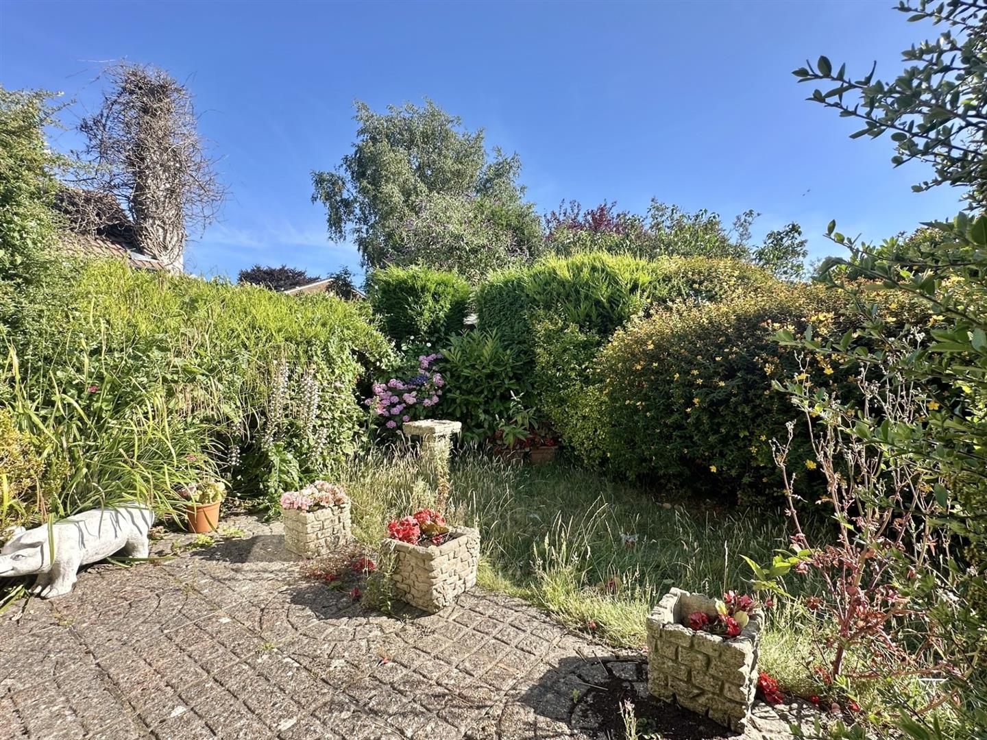 2 bed property in Sedlescombe Gardens, St. Leonards-On-Sea